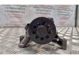 Масляный насос 03L115105B Volkswagen Touran II