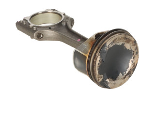 Шатун 06H198401D Volkswagen Golf VII