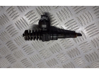 Форсунка 038130073A    Skoda Fabia Mk1 (6Y)   