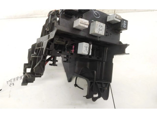 Блок предохранителей 3C0937049Q, F005V00600 Volkswagen Jetta V