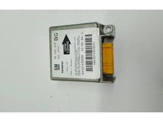 Блок подушек безопасности 90532629   Opel Tigra A