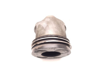 Píst TD25 Nissan PickUp TD25