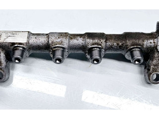 Топливная рампа 03L130089J   Audi A3 S3 A3 Sportback 8P  