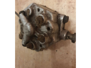 Vstřikovací lišta 0438101038, 0680   Audi 100 200 5000 C3     