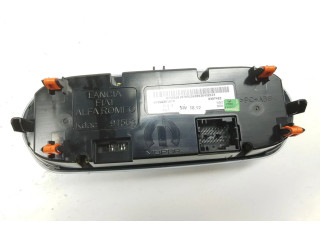 Блок управления климат-контролем 735657793, 735634905 Jeep Renegade