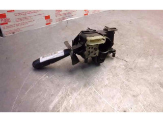 Ручка стеклоочистителей    Renault Trafic I