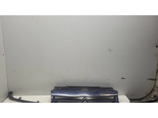 Передняя решётка Citroen Xantia 9618919977
