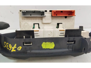 Дисплей P7700436307A Renault Clio II