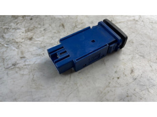 Включатель обогрева зеркал