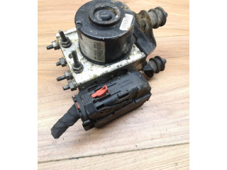 Блок АБС 1K0907379P, 00009496E5 Skoda Octavia Mk2 (1Z) 2004 - 2013 года