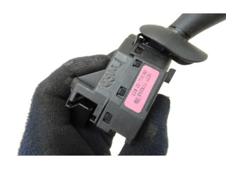 Ручка стеклоочистителей 1357437 Ford Fusion