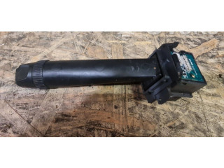 Ручка стеклоочистителей 9452391   Volvo V70