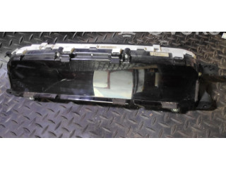 Přístrojová deska Toyota Prius (XW10) 2000