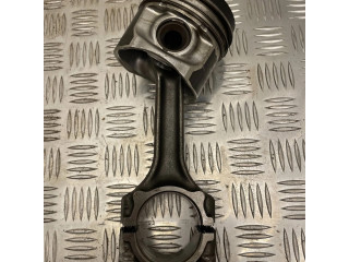 Поршень с шатуном    Jeep Grand Cherokee (WJ) для дизельного двигателя 3.1
