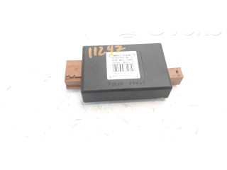 Другие блоки управления / модули 9673523380   Citroen C4 Cactus