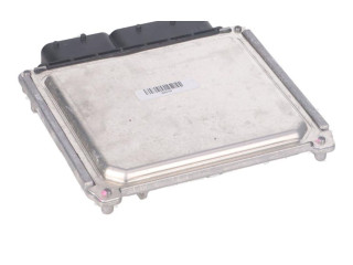 Блок управления двигателя 04L907445G Skoda Karoq