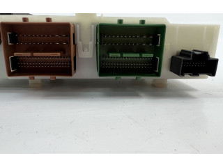 Блок предохранителей 30765624AE, 7G9T14C256FA Volvo V70