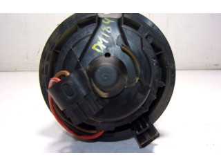 Вентилятор печки 272102798R Dacia Duster