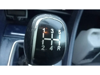 Vstřikovač 038130073AN Audi A4 S4 B6 8E 8H pro naftový motor 1.9 AWX