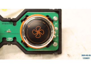 Блок управления климат-контролем 34030162 Ligier JS 50