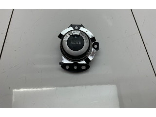 Pojistková skříňka Включатель блокировки дифференциалов 969U74CE2A Nissan X-Trail T32 2016