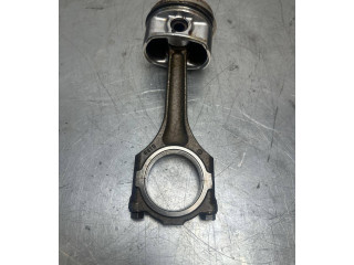 Поршень с шатуном AAA 021e Volkswagen Golf III