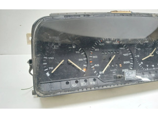 Přístrojová deska Volkswagen PASSAT B3 1990 357919033A
