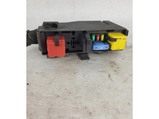 Блок предохранителей 12788777   Cadillac BLS    