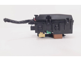 Блок предохранителей  9675730380, 9812661980   Peugeot 2008 II    