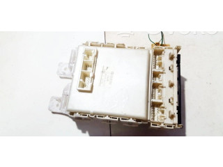 Блок предохранителей  8273047290, 2074-6k11   Toyota Prius (XW20)    