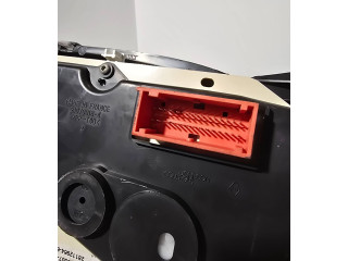 Панель приборов P8200390135, 216788839   Renault Trafic II (X83)       