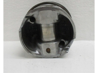 Píst    Audi A8 S8 D4 4H     