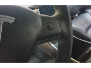 Руль Tesla Model 3 2017 - года COMCOMANDOSVOLANTE