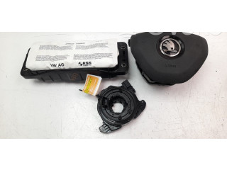 Подушка безопасности водителя 6V0880201T Skoda Fabia Mk3 (NJ)