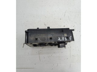 Pojistková skříňka 31473772 Volvo XC90 2019