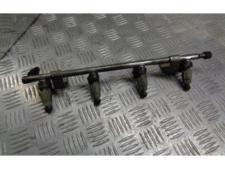 Vstřikovací lišta 04669768 Chrysler PT Cruiser