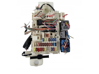 Pojistková skříňka Suzuki Kizashi 2011