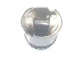 Píst 8506105 BMW X5 F15 pro naftový motor 3.0