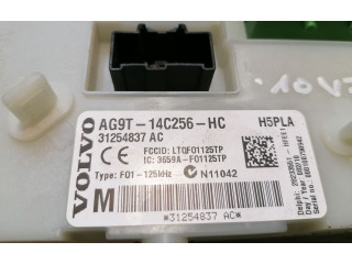 Блок предохранителей AG9T14C256HC, 31254837   Volvo V70    