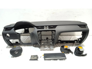 Oro pagalvių komplektas