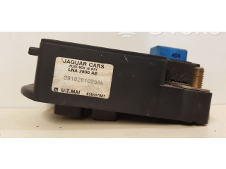 Блок предохранителей LNA2800AE Jaguar XJ X300