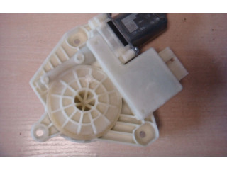 Зеркало электрическое        Skoda Fabia Mk3 (NJ)  2015 - 2021 года   