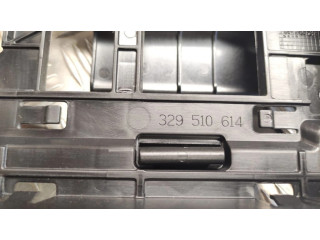 Другая деталь салона