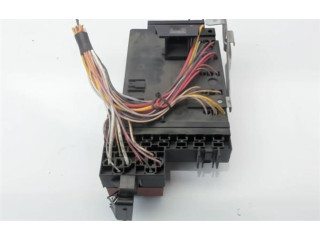 Блок предохранителей 8200031555 Renault Clio II