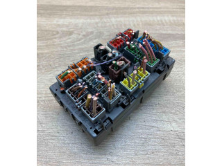 Pojistková skříňka 9459288180 Peugeot 406 1996