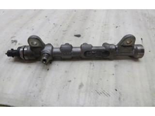 Топливная рампа 55272135 Fiat 500X