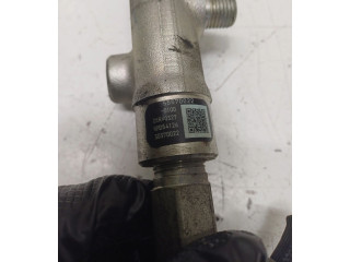 Vstřikovací lišta 55570022 Opel Zafira C