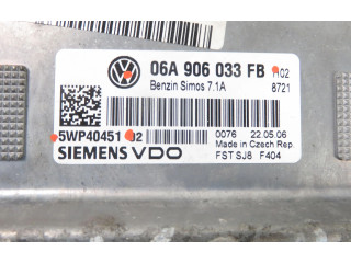 Блок управления двигателя 5WP40451, 06A906033FB Skoda Octavia Mk2 (1Z)