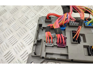 Pojistková skříňka 693168704 BMW X6 E71 2011