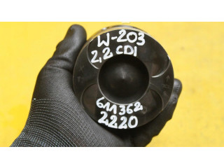 Píst Mercedes-Benz C W203